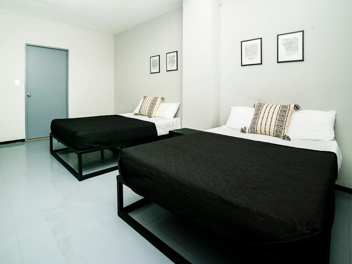 Adhoc Plaza Hotel Monterrey Bagian luar foto